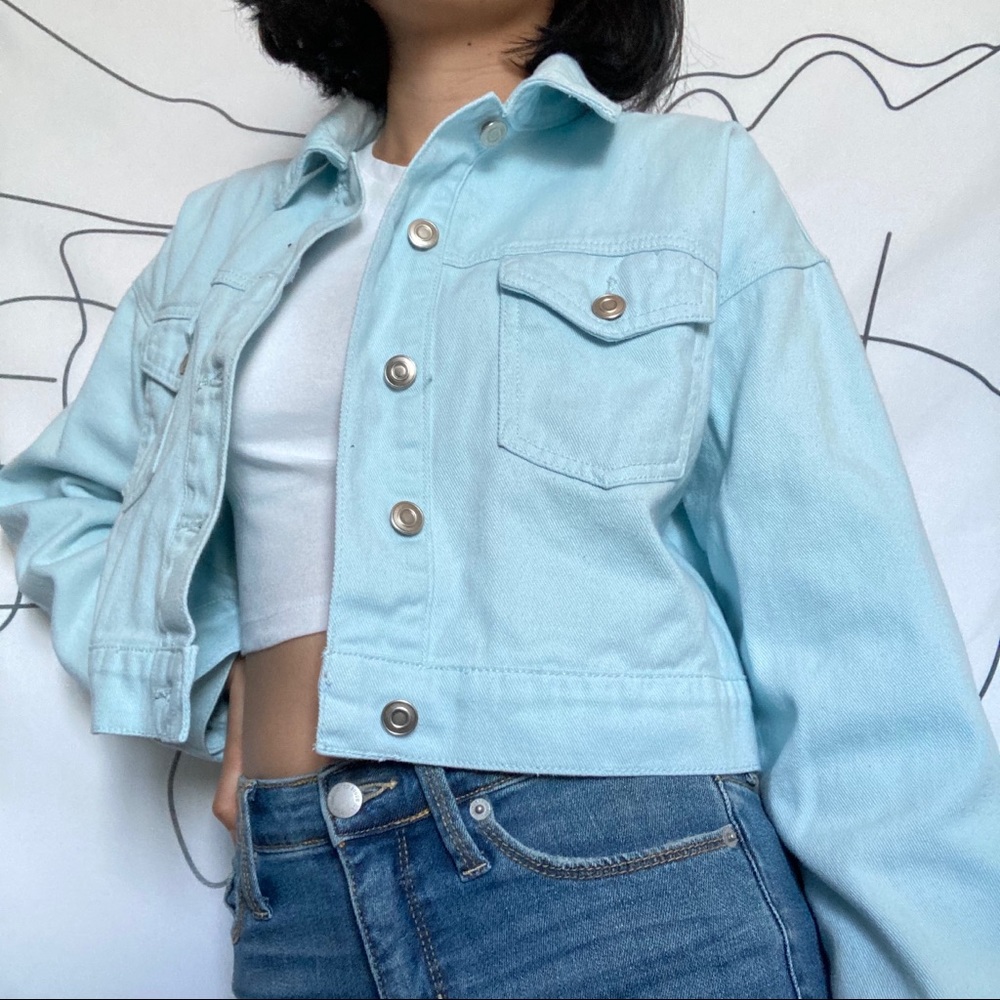 NWOT Cropped Denim Jacket